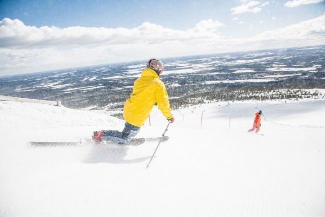 Esquiar en estilo Telemark también es muy popular en Finlandia 