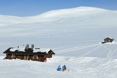 Back-country esquí en el Halti (1.324 m), la montaña más alta de Finlandia