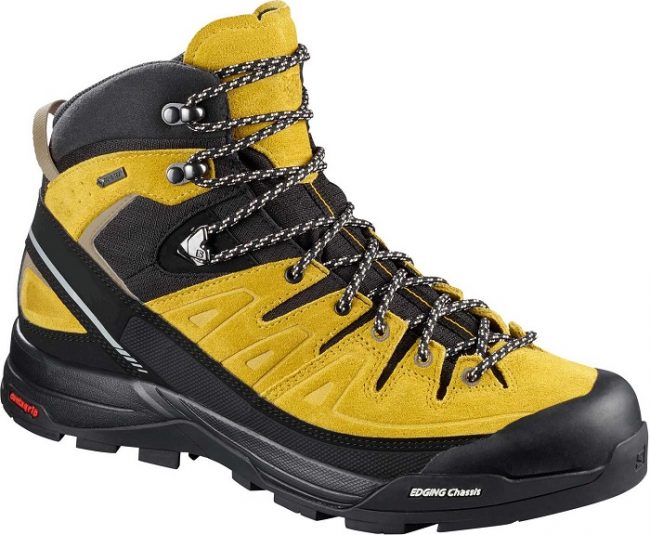 Bota de trekking ideal también para usar con raquetas de nieve 