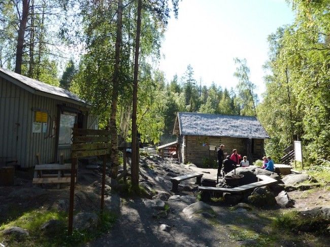 Una de las cabañas en la zona del Pienikarhunkierros, Ruta del Oso, Laponia, Finlandia.