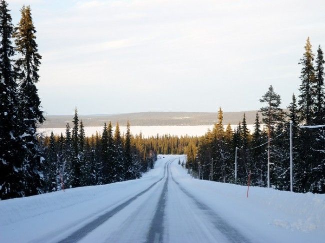 Carretera hacia Kilpisjärvi 