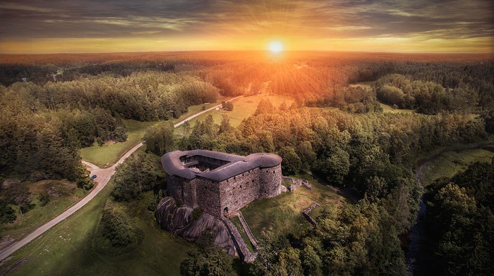 Castillo-de-Raseborg-y-puesta-de-Sol_fotoPetriKauppi-NationalParks