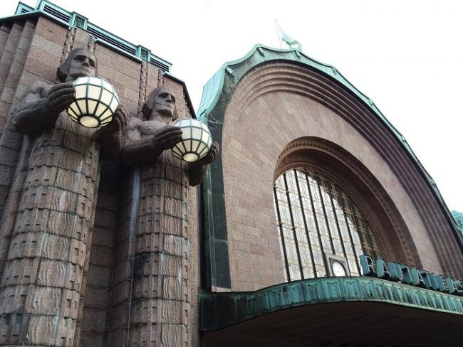 Detalle de la estación central de tren de Helsinki 