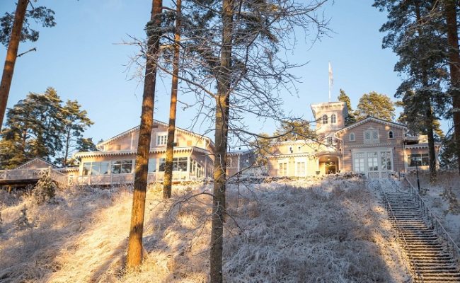 El Hotel Punkaharju a principios de otoño 