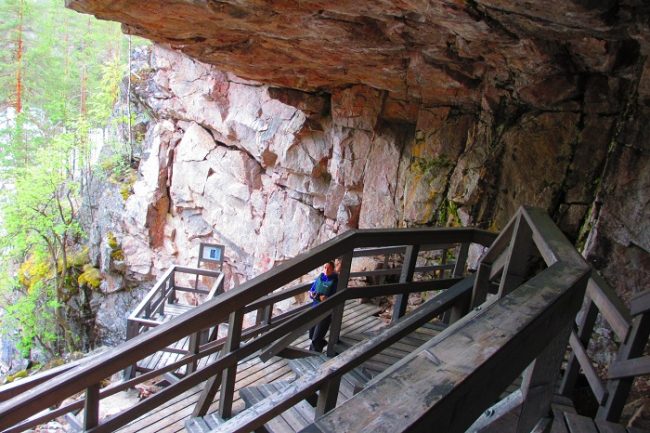 En la cueva de la colina de Ukonvuori se puede ver una pintura de 5.000 años de antigüedad 