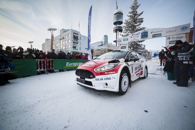 En la plaza Lordi de Rovaniemi. Arctic Lapland Rally 