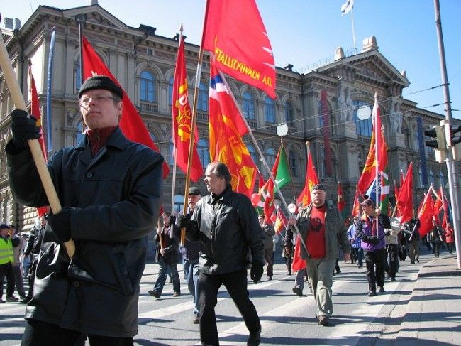 Manifestación en Helsinki durante el Vappu 