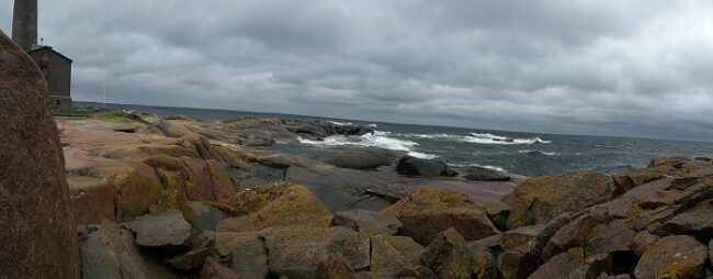 Los-colores-de-la-tormenta-le-dan-un-ambiente-especial-a-la-isla-de-Bengtskär_fotoMerjaHelander