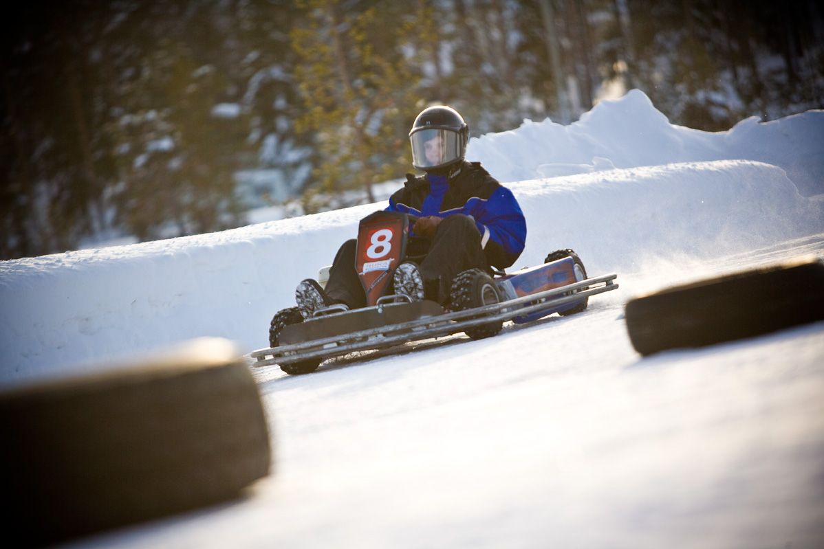 Karting en Ruka (Kuusamo, Laponia finlandesa)