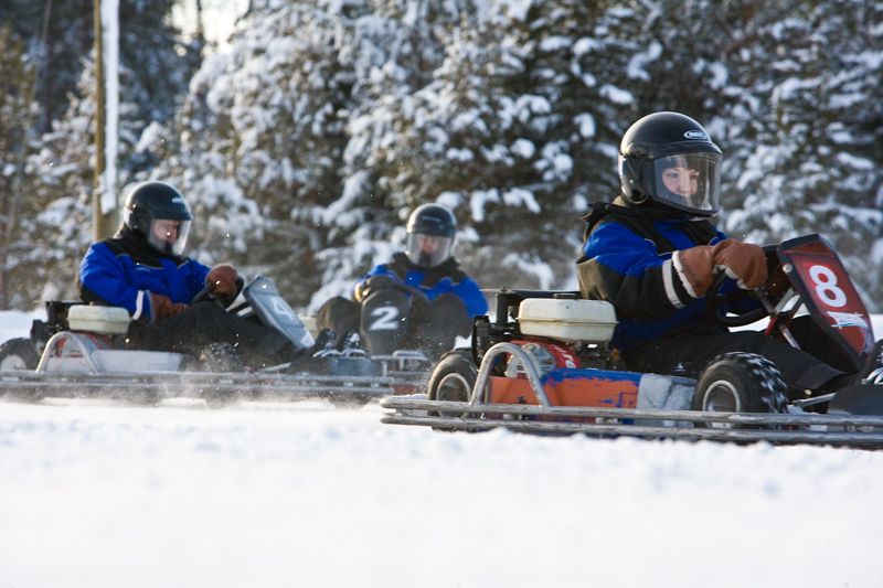 Karting en Ruka (Kuusamo, Laponia finlandesa)