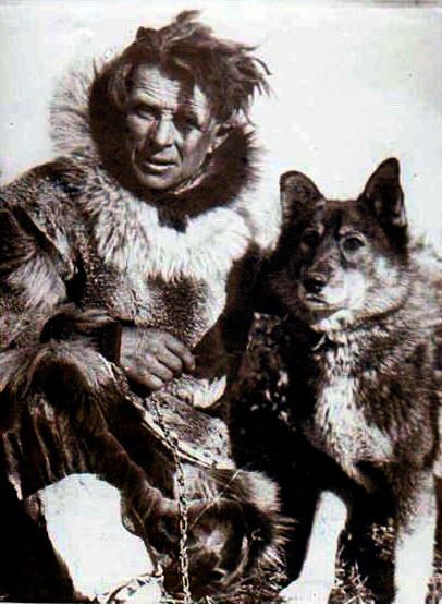 Leonhard Seppälä y Togo, su perro lider, en 1925.