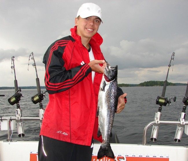 Pesca con guía en el lago Saima