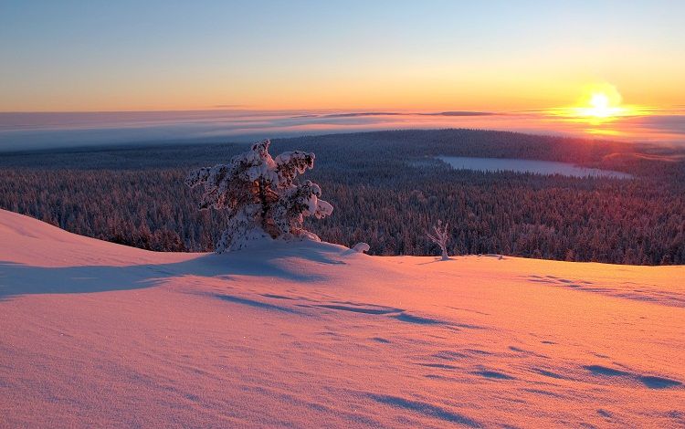 Puesta de sol Pallas-Yllästunturi