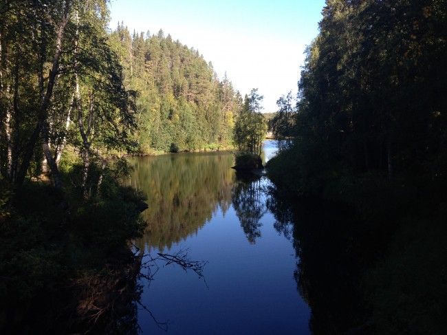 Río Oulankajoki en el Karhunkierros, Ruta del Oso, Laponia, Finlandia