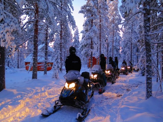 Safari con motos de nieve eléctricas 