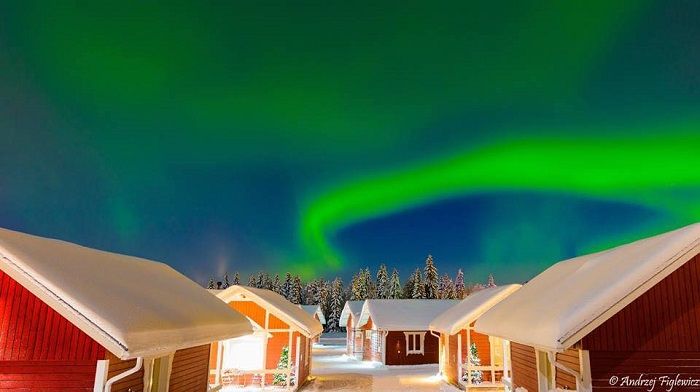 Siempre espectacular Aurora Boreal vista desde las cabañas