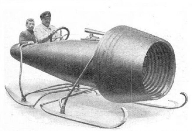 Trineo-con-un-motor-de-avión-Coandă-para-el-Gran-Duque-Cyril-de-Rusia_fotoWikipedia