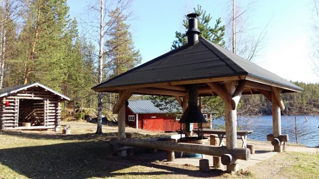 Zona de picnic en el Parque Nacional de Kolovesi